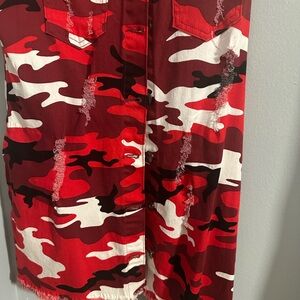 Vibrant Red Camo Women's Vest
